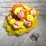 Pooh Family Round Bouquet (PFR02C)