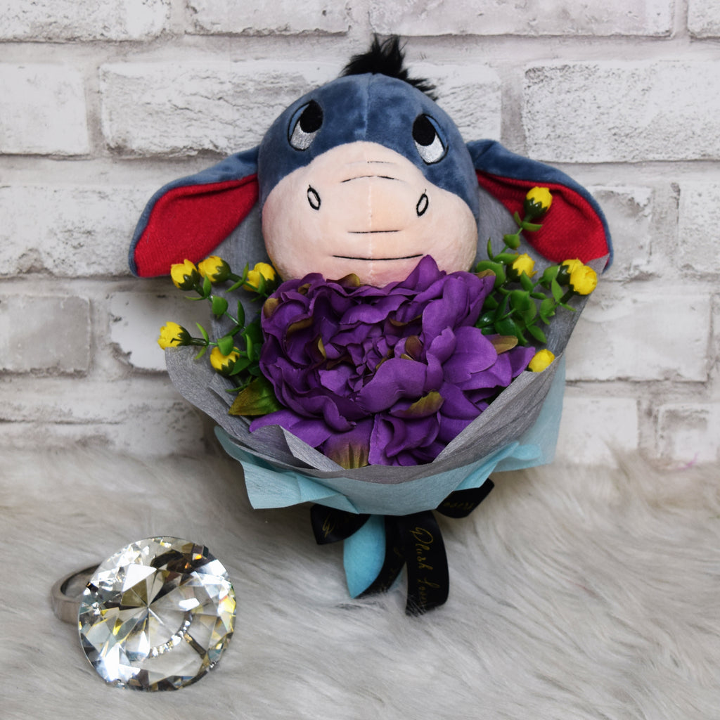 Pooh Family Round Bouquets (PFR12C)