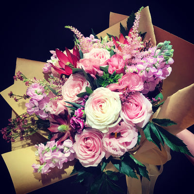 Premium Designs : Pink Flowers Bouquet (FD067)