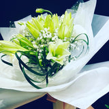 Lilies and baby breath bouquet (FD102)