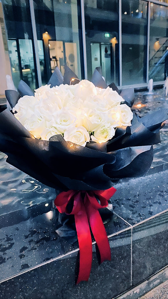 24 white roses bouquet (FD111)