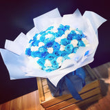99 Roses Blue & White Roses (FD068)
